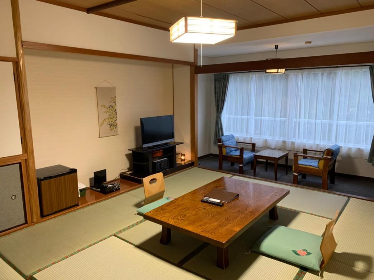 Kinosato Yamanoyu Hotel Kokonoe Bagian luar foto
